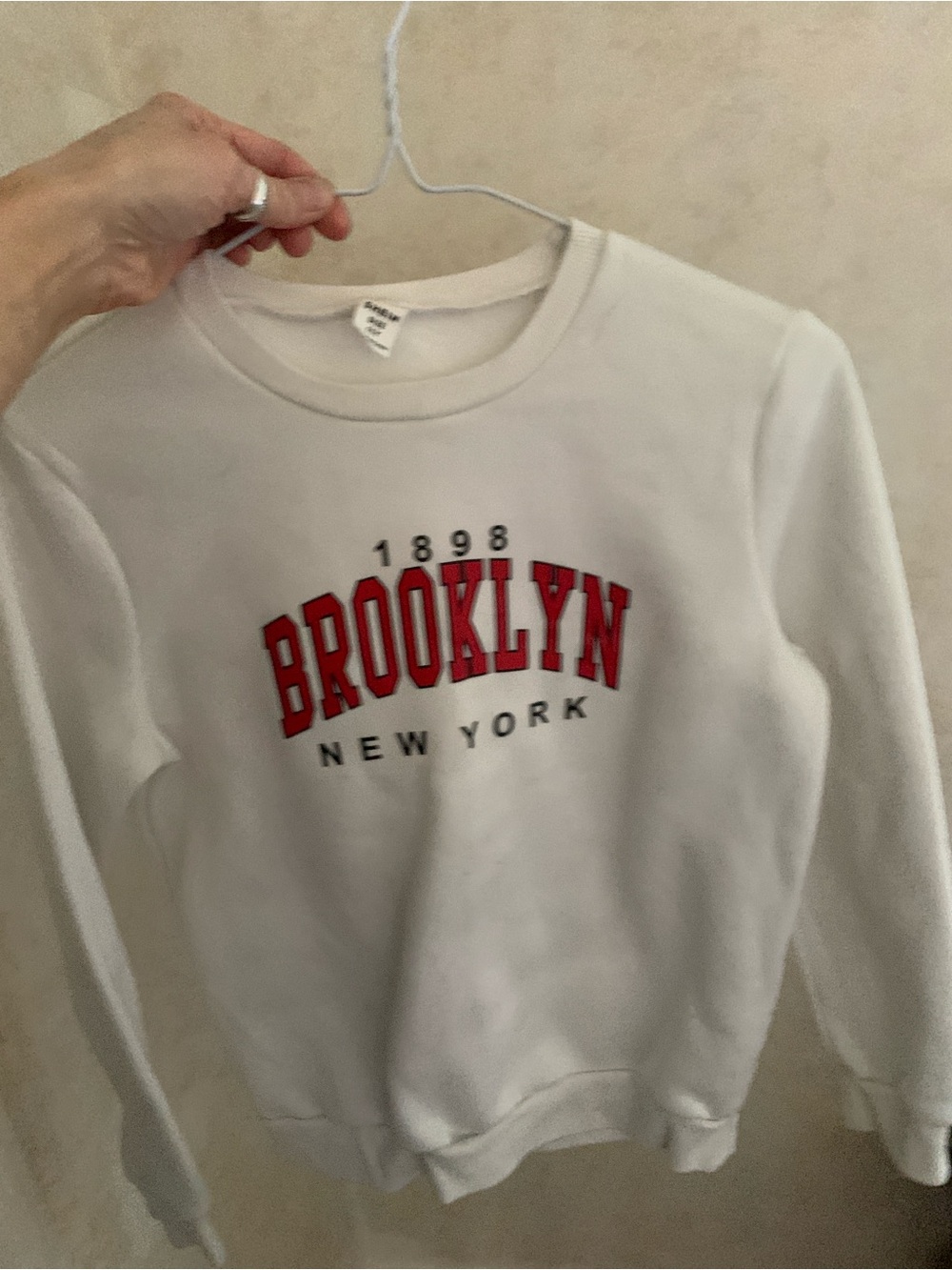 SHEIN White Crewneck Sweatshirt with Red "BROOKLYN" Graphic